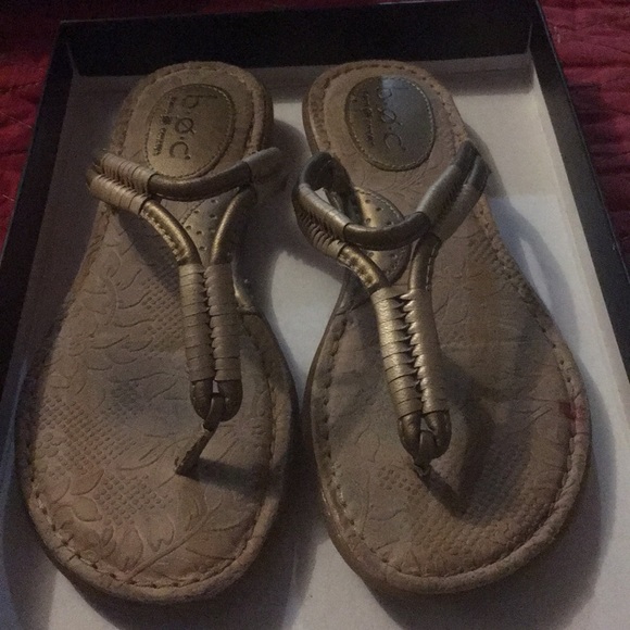 b.o.c. Shoes - Sandals golden color gently worn